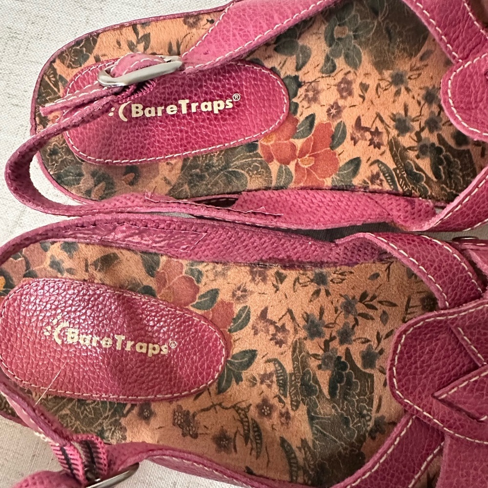 🌺 Bare Traps Hot Pink Leather Sandals – Size 10M - Picture 7 of 11